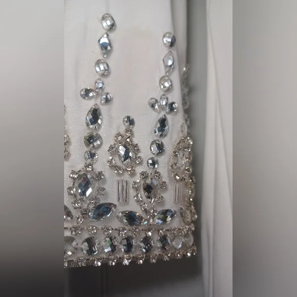 Mac Duggal Women's Beaded Cuff Drop Shoulder Gown Dress - Picture 10 of 12